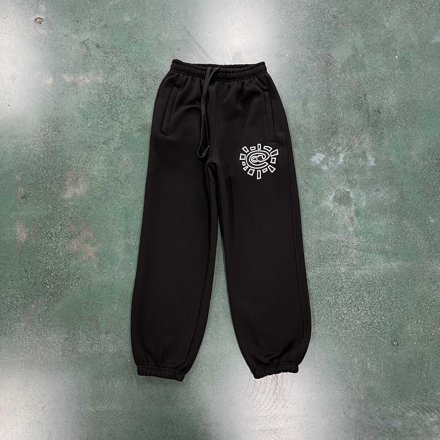 Adwysd trousers