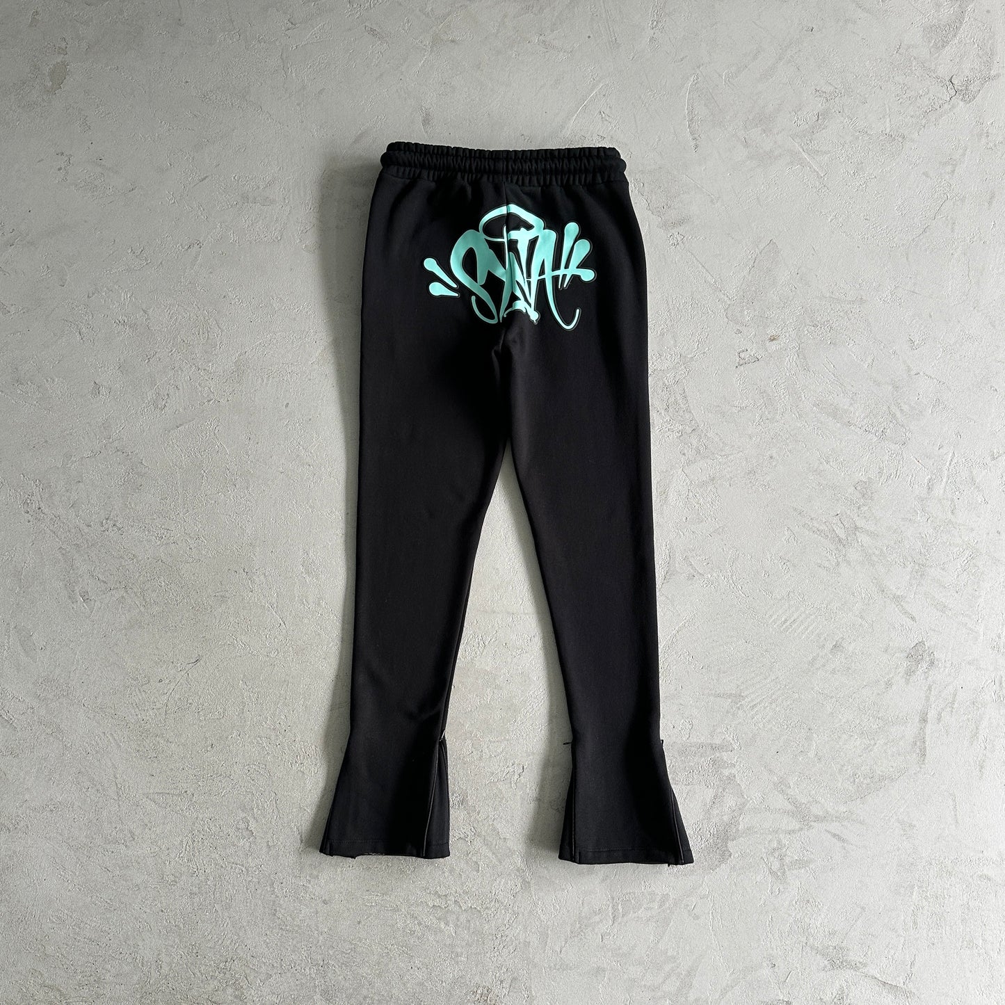 Syna World Suits