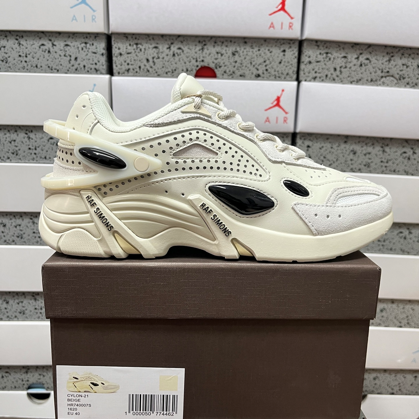 Raf Simons Cylon 21