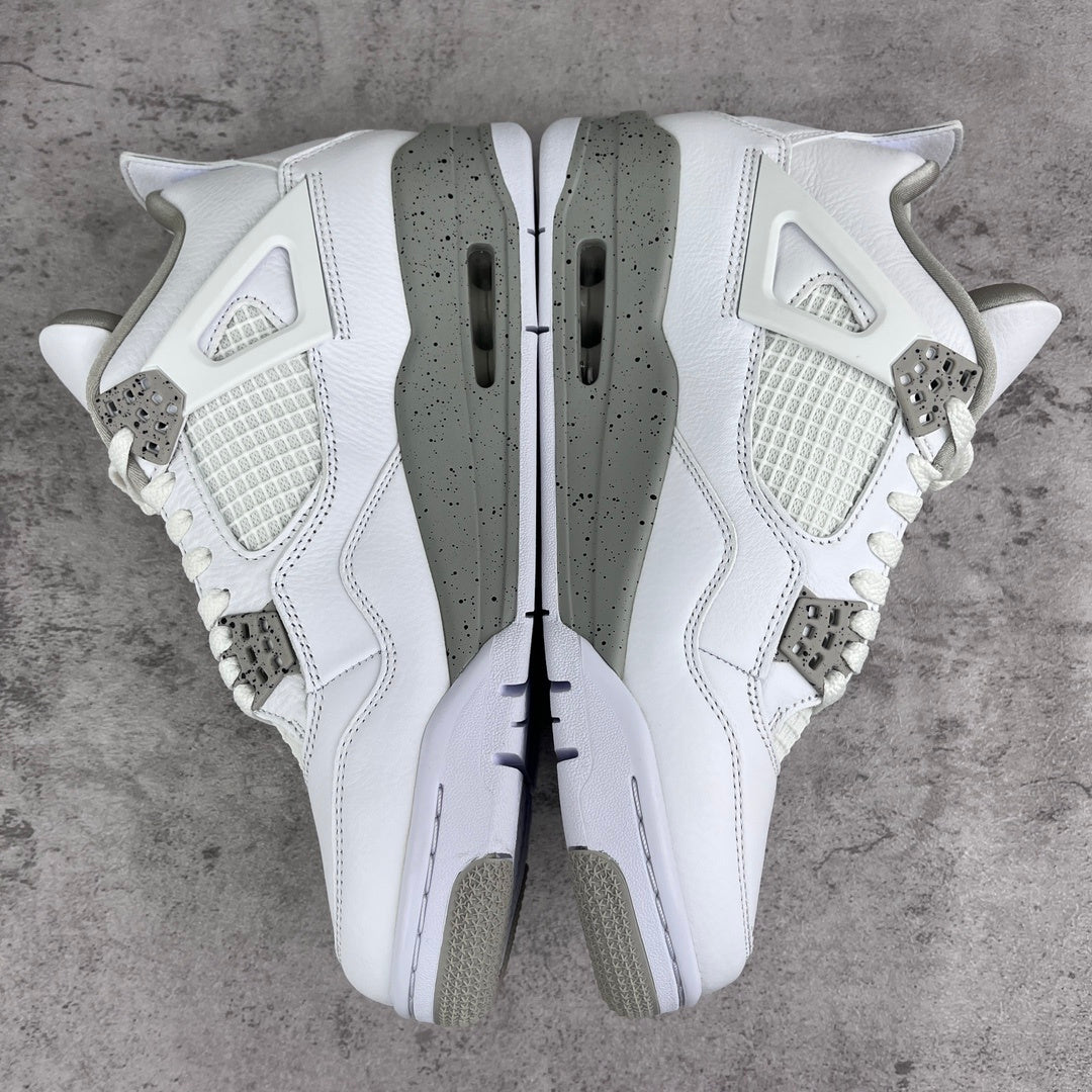Nike Air Jordan 4 White Oreo