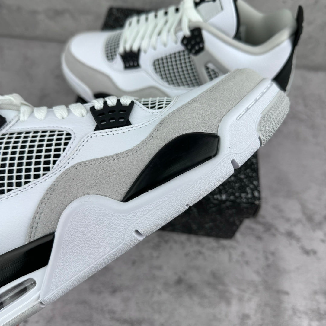 Nike Air Jordan 4 Military Black