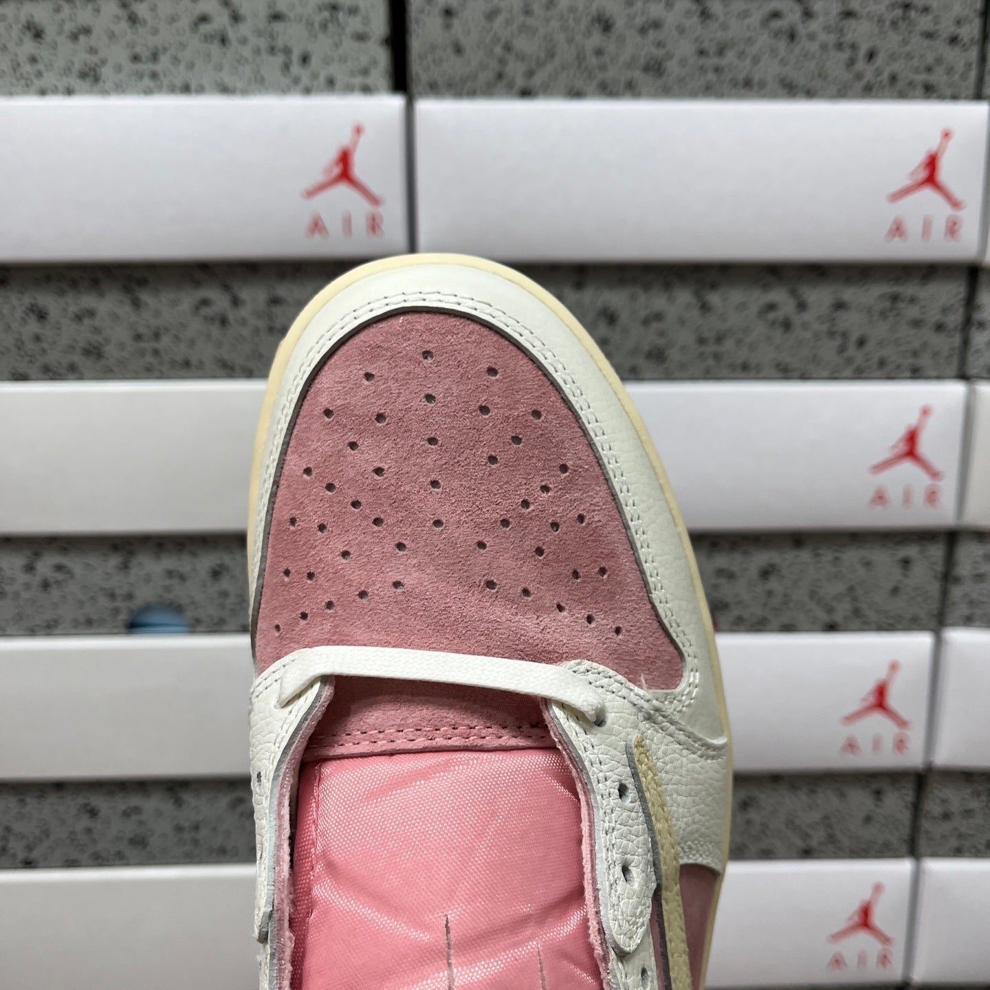 Nike Jordan Travis Scott Pink