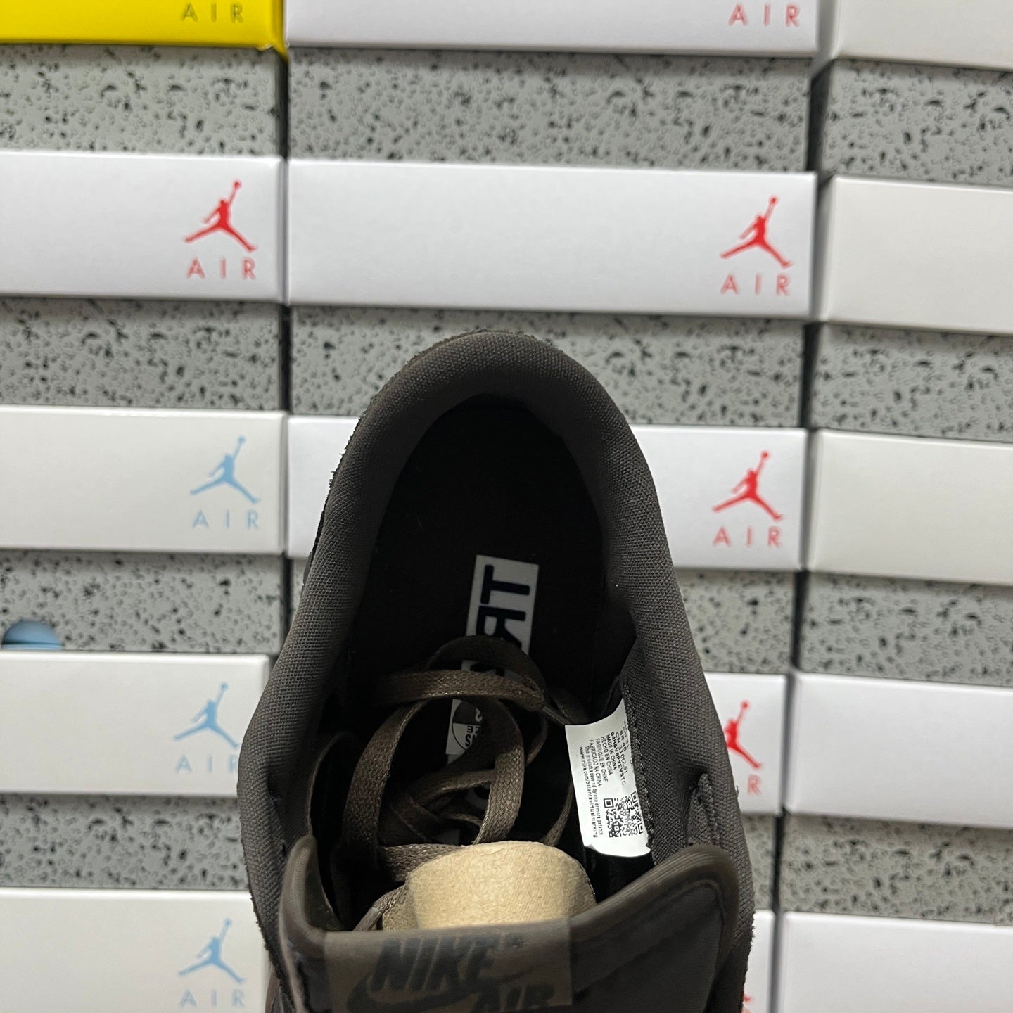 Nike Jordan Travis Scott Brown