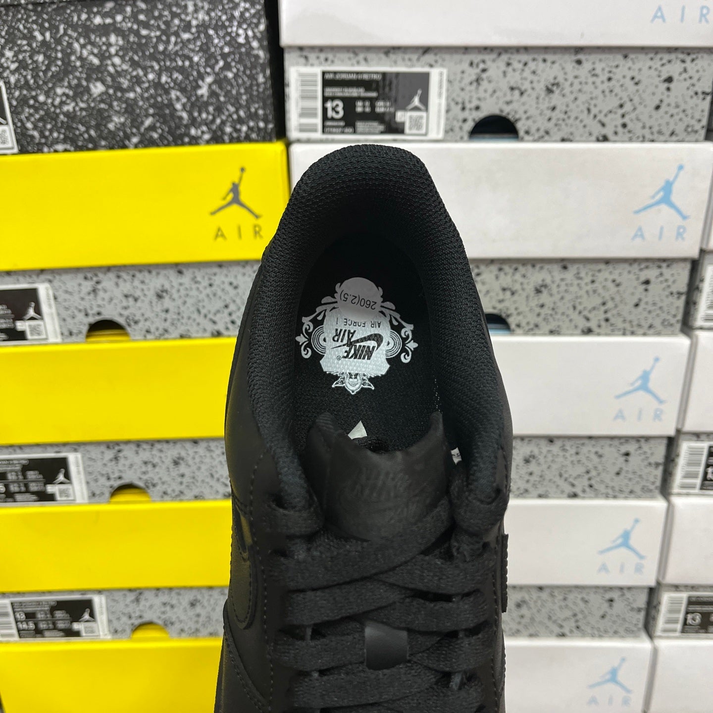 Nike Air Force 1 Black