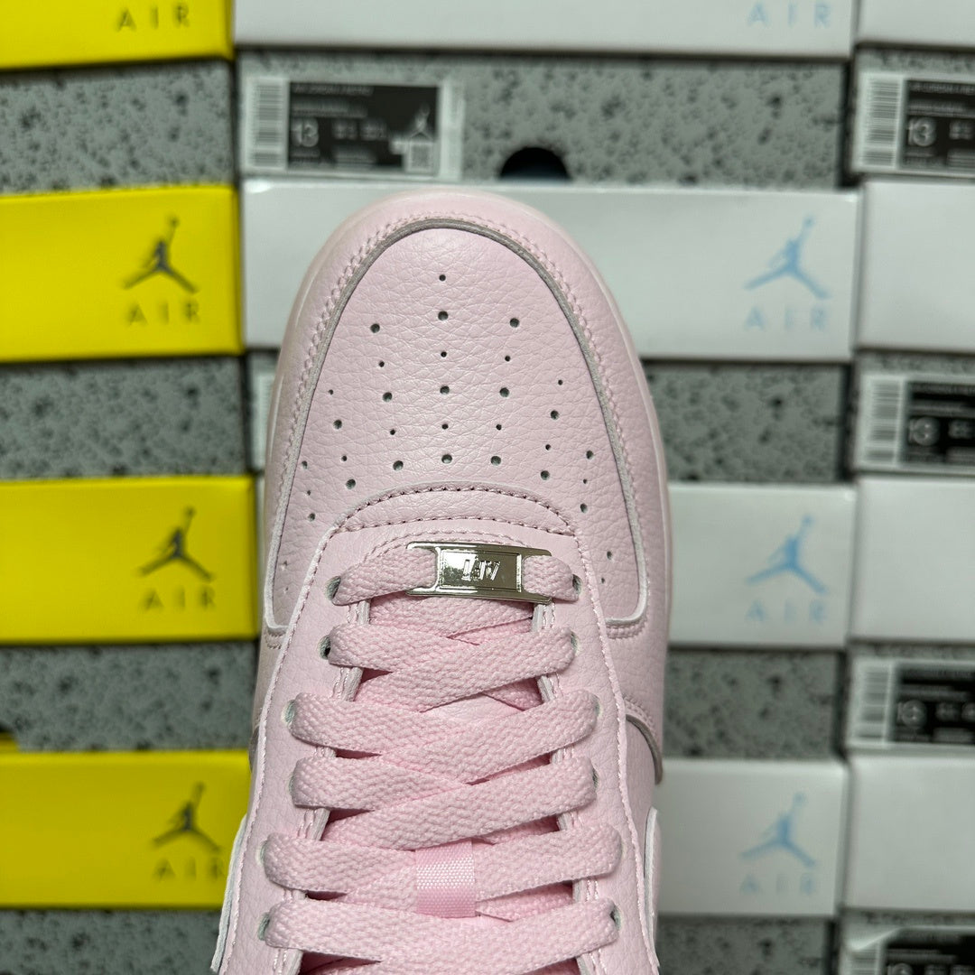 Nike Air Force 1 Pink
