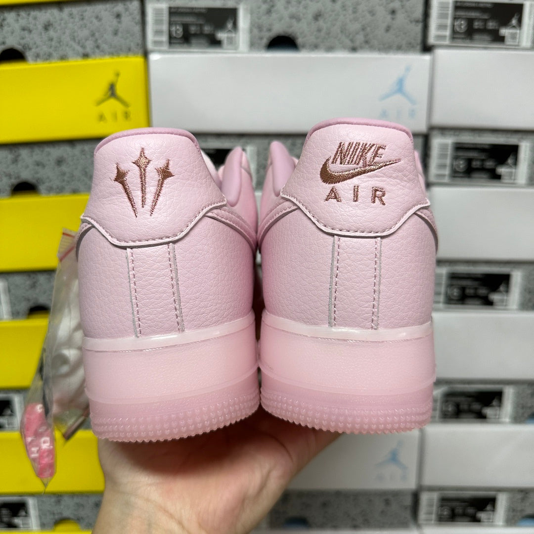 Nike Air Force 1 Pink