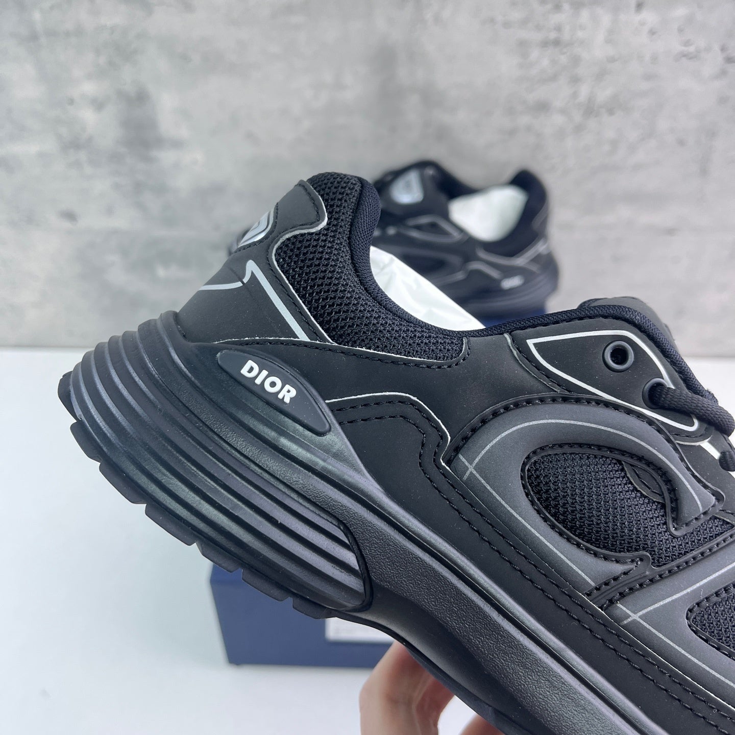 Dior B30